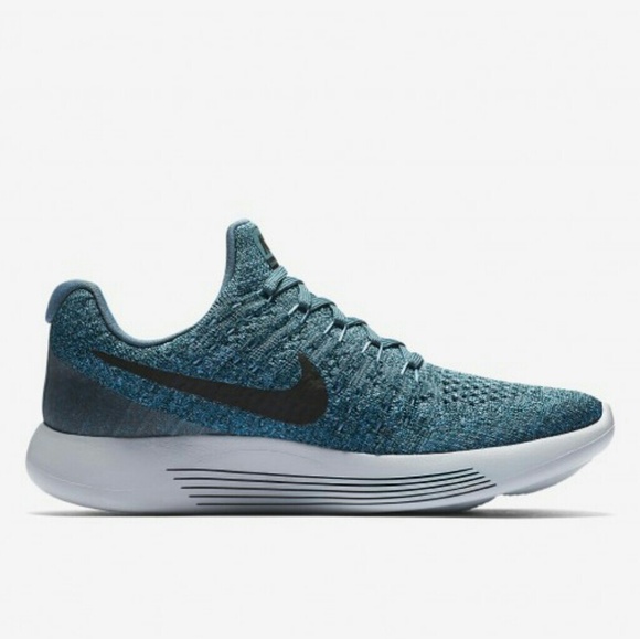 NIB Womens Nike Shoes - Picture 3 of 8